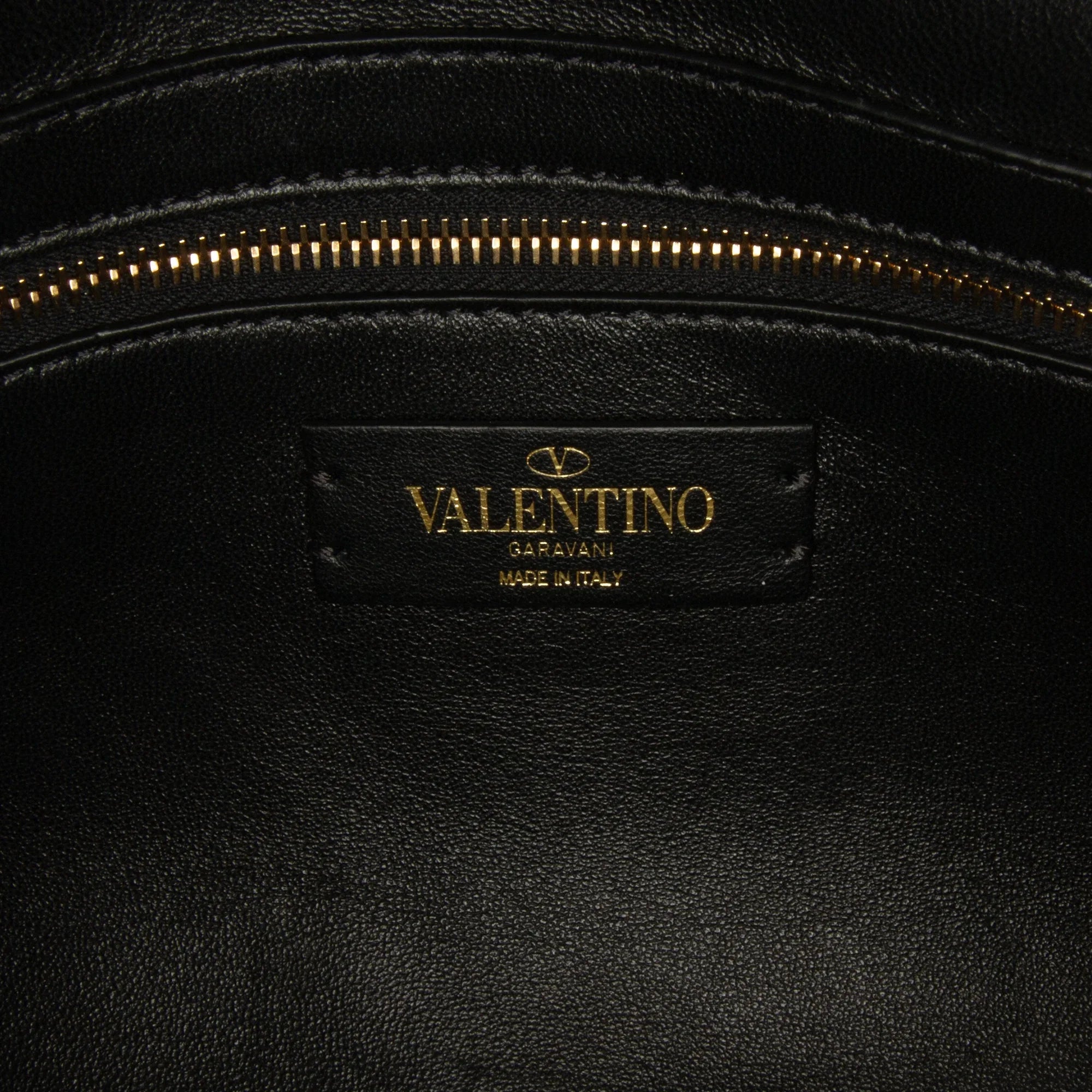 Pre-Owned Authenticated Valentino Medium Roman Stud Satchel Calf Leather Black Unisex (Good)