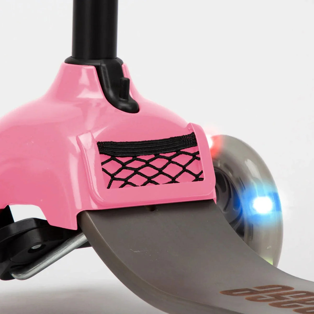 Nutcase Scooters Three Wheel Scooter Berry